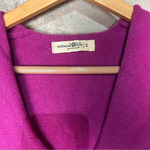Natural life fuschia pink v neck sleeveless cropped sweater vest small - Picture 3 of 6